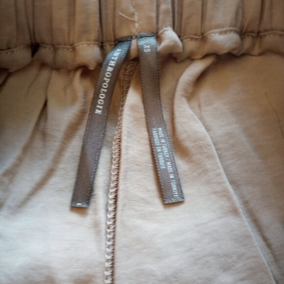 By Anthropologie Lace Side-Stripe Long Dressy Shorts Size X Small - Picture 9 of 9